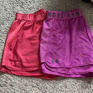 Women’s Under Armour loose fit athletic shorts